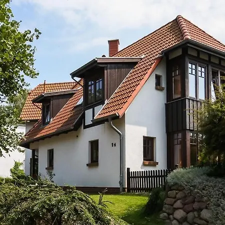 Bootsanleger, Haven Hoeoevt Apartment Ahrenshoop