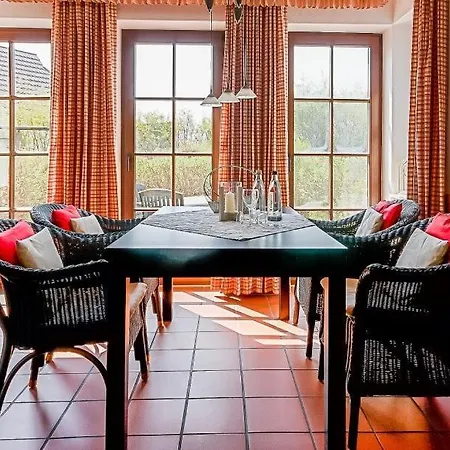 Bootsanleger, Haven Hoeoevt * Ahrenshoop