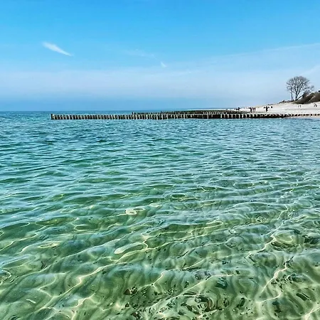 Bootsanleger, Haven Hoeoevt Apartament